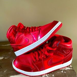 Barely Worn, slight crease Nike Air Jordan 1 SE University Red/ Pomegranate
